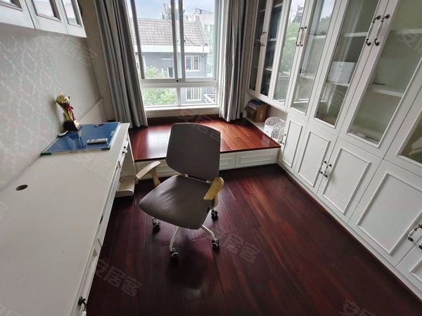 整租三江花园精装大三房先临三维近云尖科技近闻堰老街拎包入住