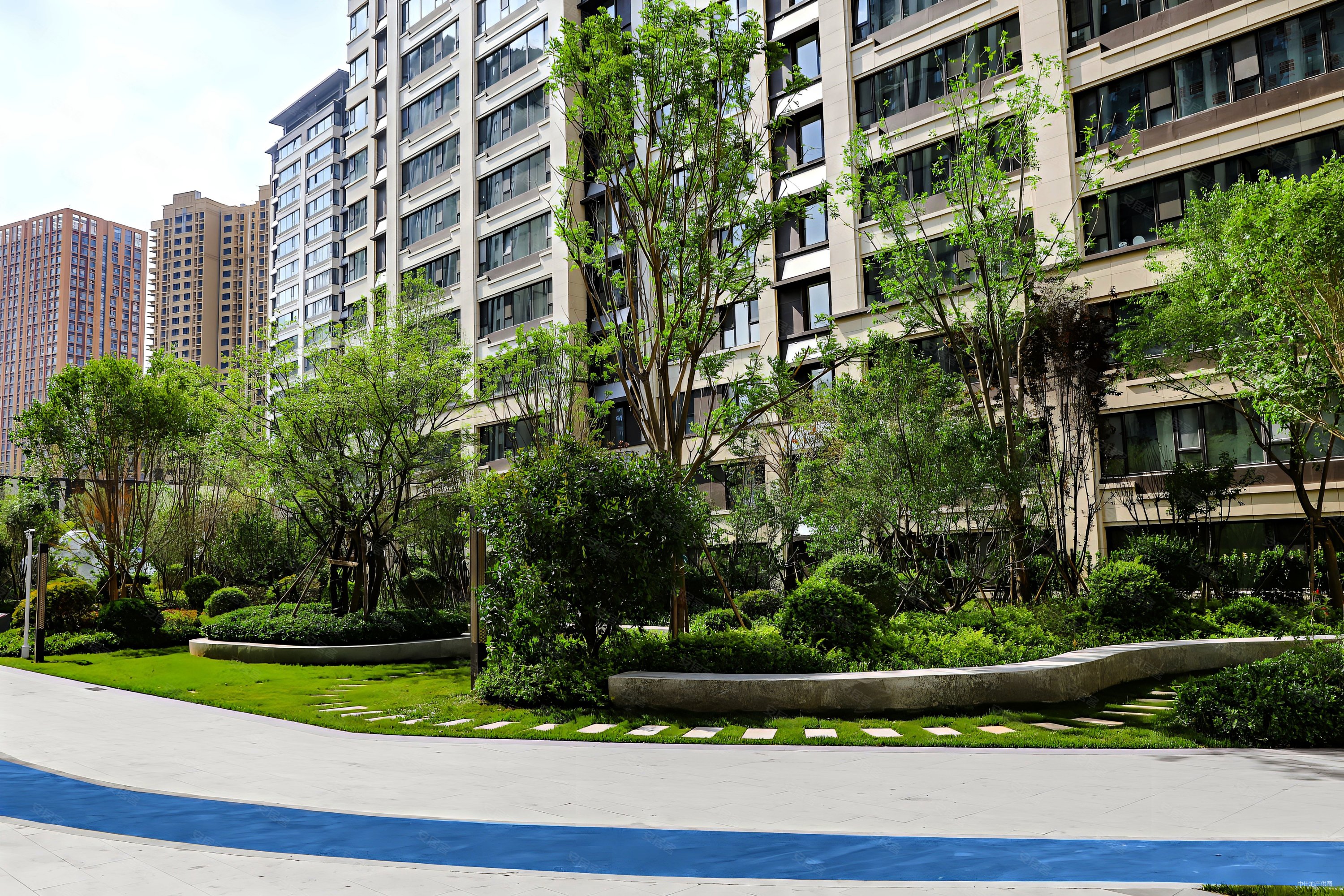 天鸿公园大道3室2厅2卫100.38㎡南北112.3万