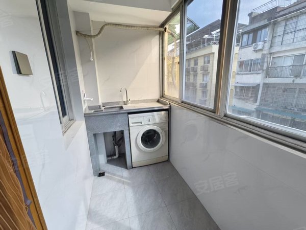 金华婺城婺城江南江滨小区江南靠近轻轨，世贸，彩虹桥，五中，装修好，家电家具齐全采光好出租房源真实图片