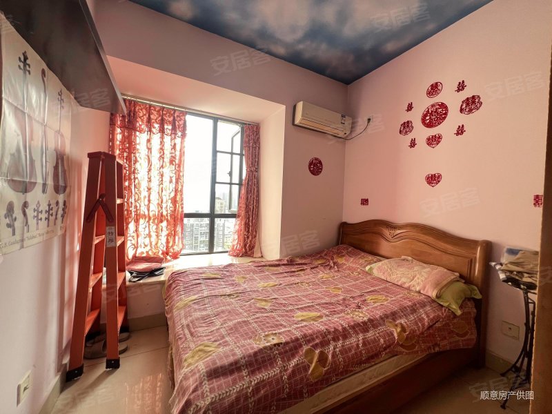 西华苑(郫都) 有电梯 购物方便 交通便捷 近地铁