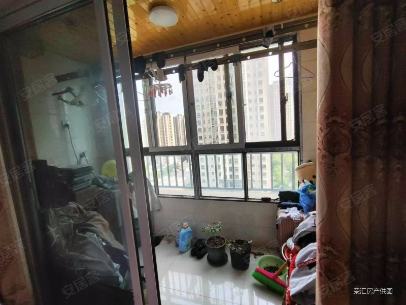 徐州房产网>徐州二手房>云龙二手房>万达广场二手房>荣盛香榭兰庭>800