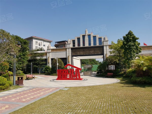 嘉宏锦峯 地铁 龙中 西湖小学公立学校 商圈旁全新3房