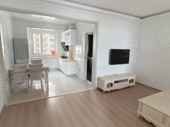 丹东东港桥南仁达华府电梯两室一厅  1500一个月家电齐全出租房源真实图片