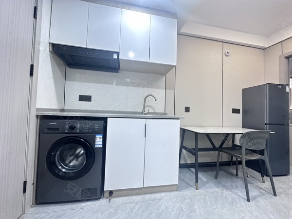 金华浦江县浦江城东一点红大道177号楼现场房東（无中介）压一付一，两室一厅，精装带电梯无物业好停车出租房源真实图片