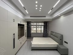 射阳射阳城南太阳城出租恒隆公寓1室1厅1卫精装修，通透，采光好，设施齐全，拎包出租房源真实图片