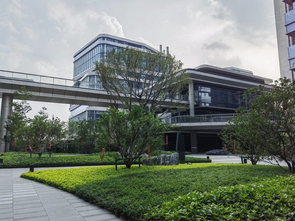 广州黄埔鱼珠保利鱼珠港(商住楼)保利鱼珠港中高层望江南向三房全新