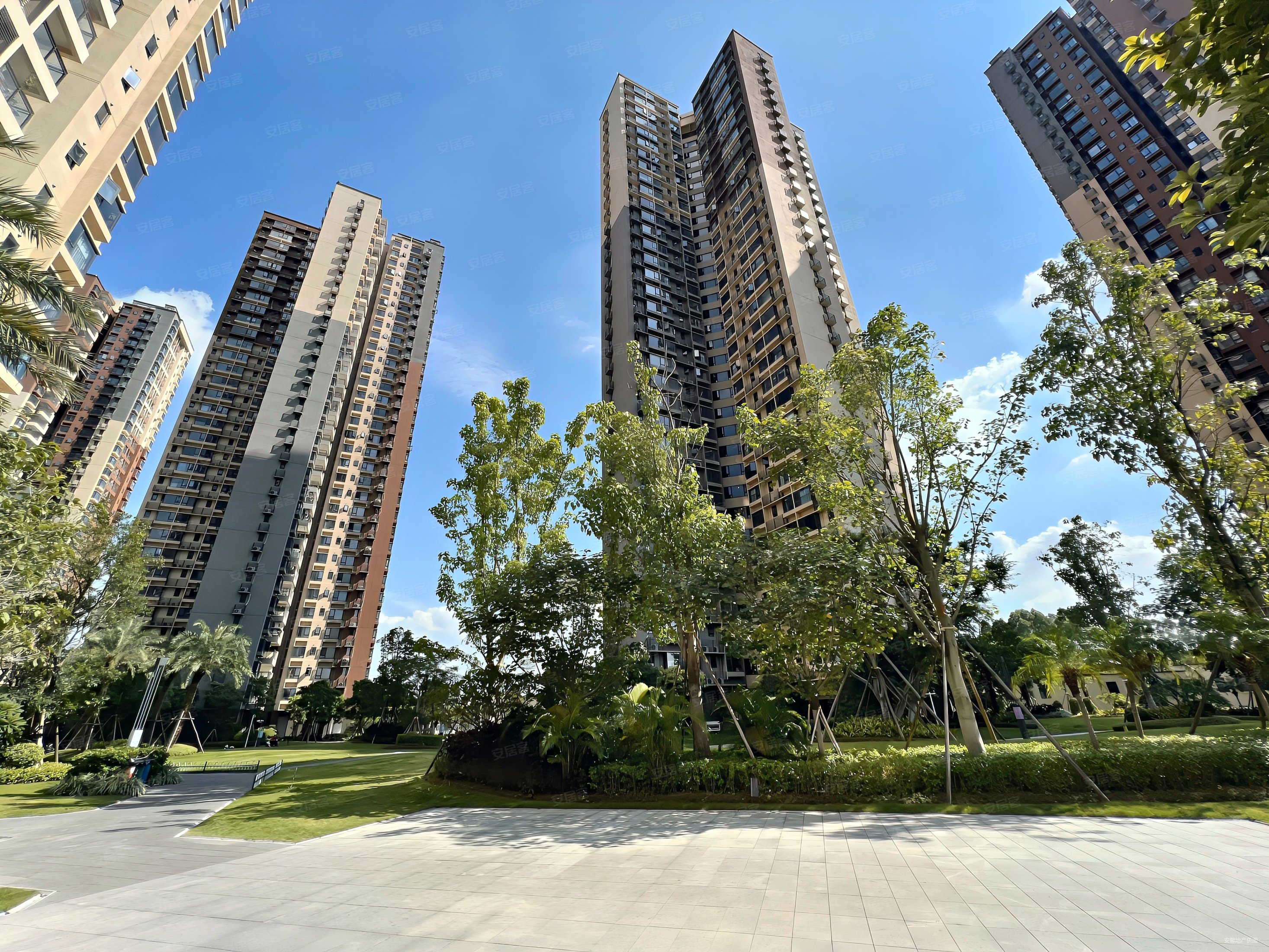 230w高埗万科第五城四房家私家电齐全东南向楼层好