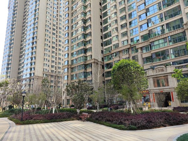 昆明五华黄土坡金泰国际三期黄土坡金泰国际三期 精装97平3室带家具