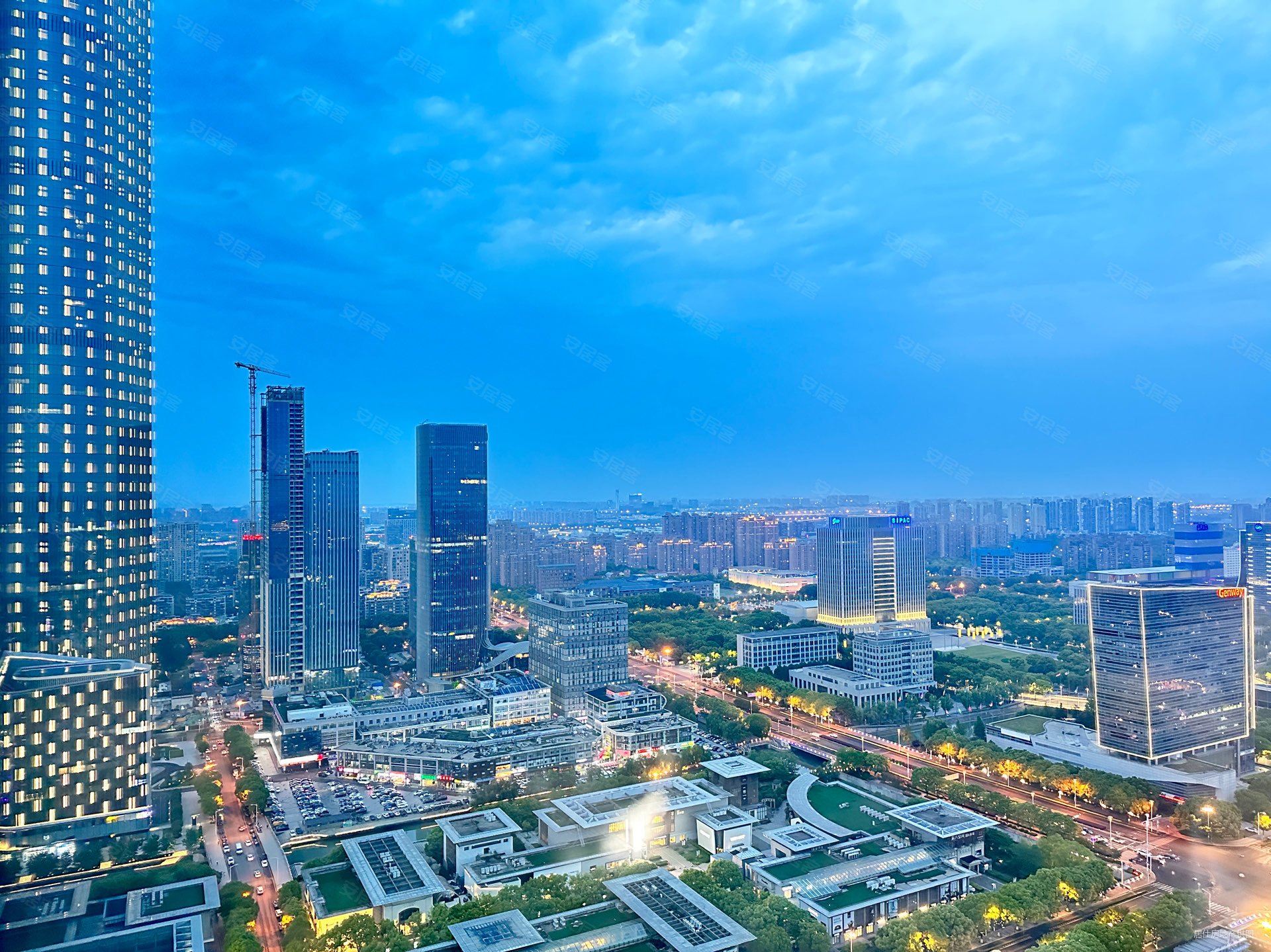 商住两用 丰隆t3精装40年公寓,丰隆城市中心二手房,120万,1室1厅,1卫