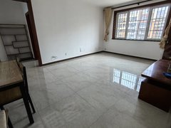 北京昌平沙河白各庄一期,大两居室,南北通透户型,落地阳台出租房源真实图片