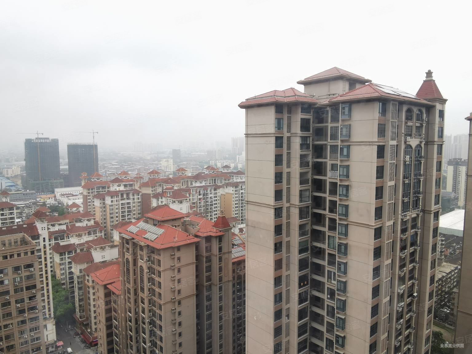 昌泰尊府1室1厅1卫59.31㎡南北55万