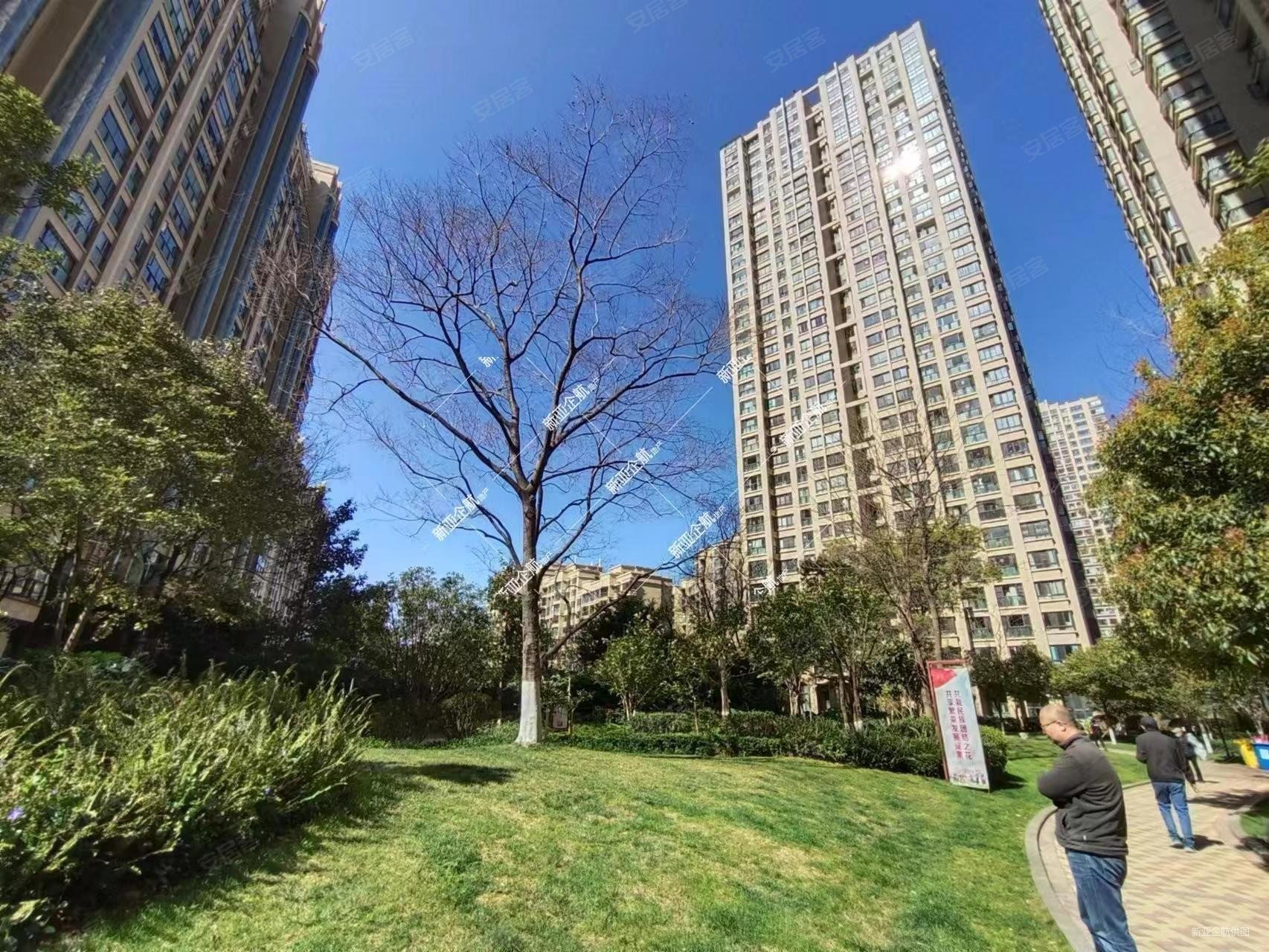 滇池路盛高大城 带露台 证在手 尚书林看房方便