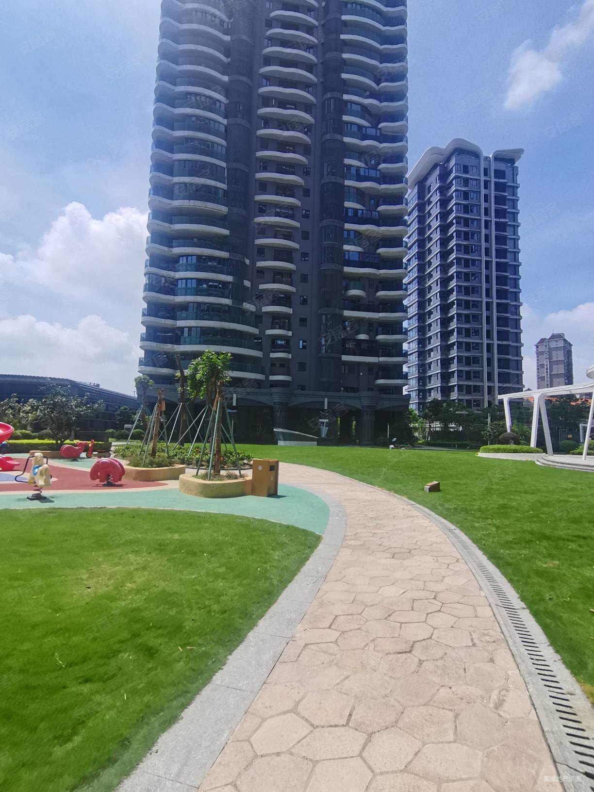 出售石狮豪宅卡飒明筑380平970万