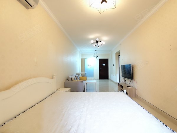 【多图】煌华晶萃城,观音桥租房,新出 观音桥步行街 煌华晶萃城精装一