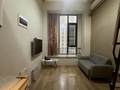融创臻园 1室LOFT公寓出租 可押一付一1700 拎包入住