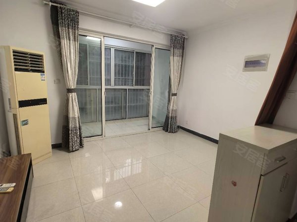 昆山花桥花桥老镇国际华城花桥地铁口国际华城,三房两厅一卫,带子母床