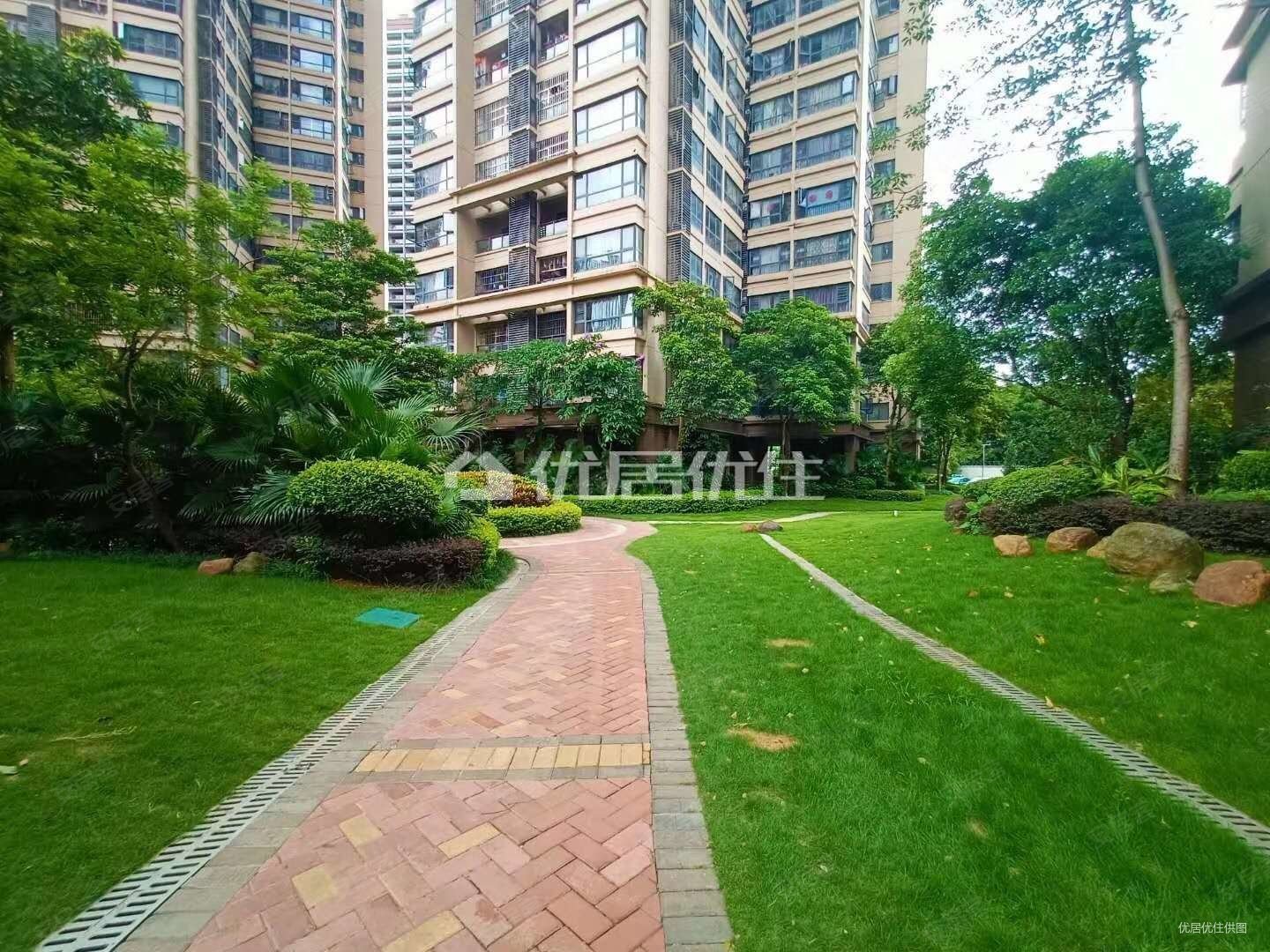 南宁房产网>南宁二手房>兴宁二手房>望州岭二手房>荣和山水绿城(四期)