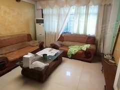 余江余江城区余江市区广场小区  4房出租  楼层好  离五小初中近  适合陪读出租房源真实图片