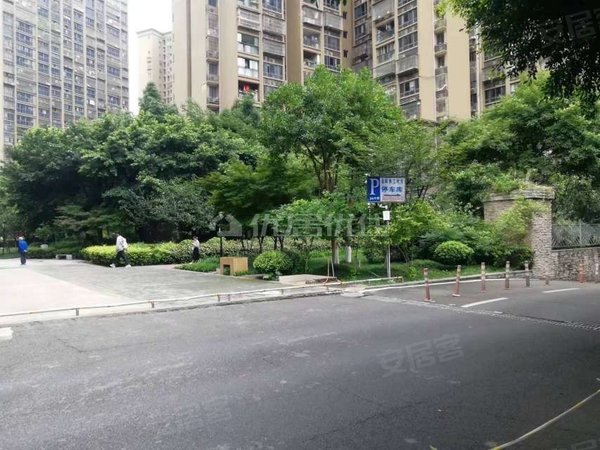 重庆渝北农业园区金鹏两江时光渝北西政旁 1400租金鹏两江时光两室