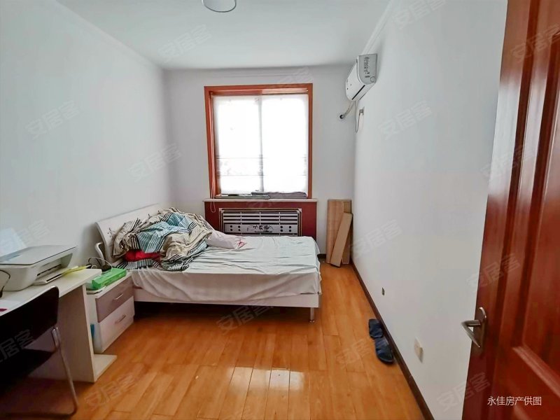 41中 小区紧邻槐安路 房龄新户型一级棒 精装婚房 带地下室,君晓家园