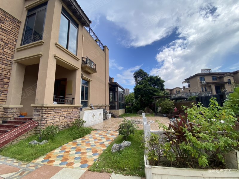 碧桂园天麓山大双拼别墅精装5房花园300平业主888万急售