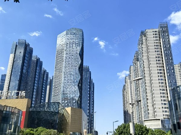 王庄租房,实拍图有视频精装四房两卫地铁口合租电梯高层世欧广场,晋安