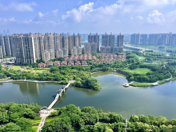 惠州惠城金山湖泰丰千花岛泰丰千花岛 4室2厅2卫 电梯房 148平 精装修