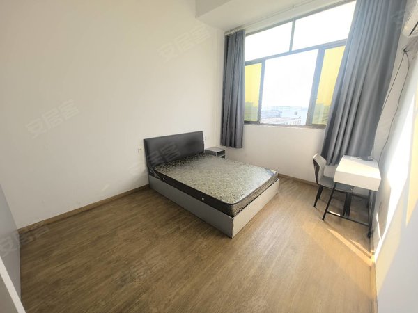 金华婺城秋滨工业区唐宅新区直签无中介，零跑蟠龙北，唐宅夜市南，模具城实惠单间，押一付一出租房源真实图片