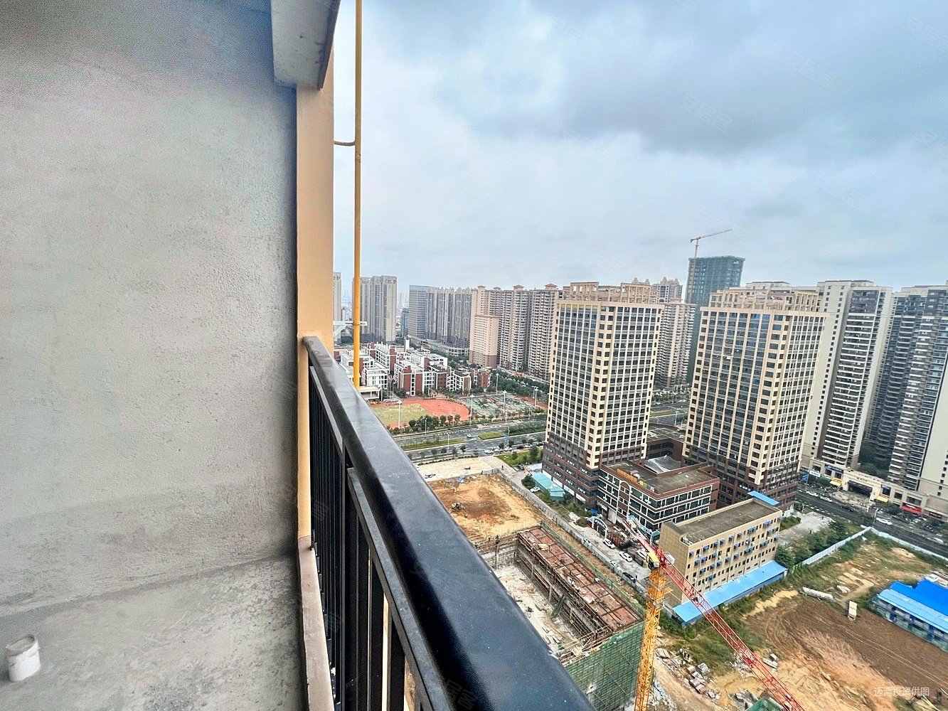 商业成熟入住率高,明仕华府二手房,25万,2室2厅,1卫,68平米-南宁安居