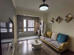 金地国际城二期阳光里  精装1室公寓  温馨舒适