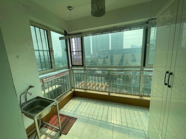 济南天桥清河北香江花园精装主卧带阳台 近帝唐大厦 凤凰广场 通讯城