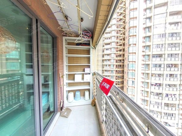 深圳福田赤尾京基御景华城御景华城西北向看小区花园,安静出租房源