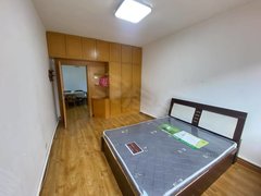 鞍山铁东二一九湖南中医院附近3层双室南北通透简装家电家具齐全出租房源真实图片