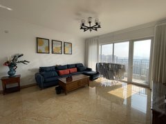 蓬莱登州南关路蓬莱碧桂园(一期) 4室2厅2卫 急租房源 家电齐全出租房源真实图片