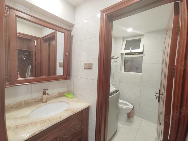 抚顺李石开发区顺安路德商国际花园德商花园三室精装 拎包即住 电梯