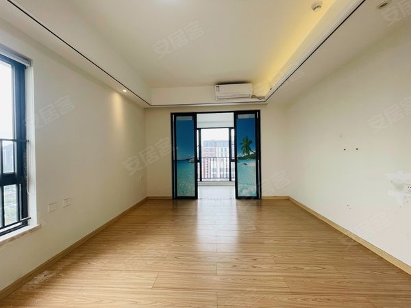 南沙金茂湾(商住楼),金洲租房,江景房 可以配家具家电 金茂湾公寓