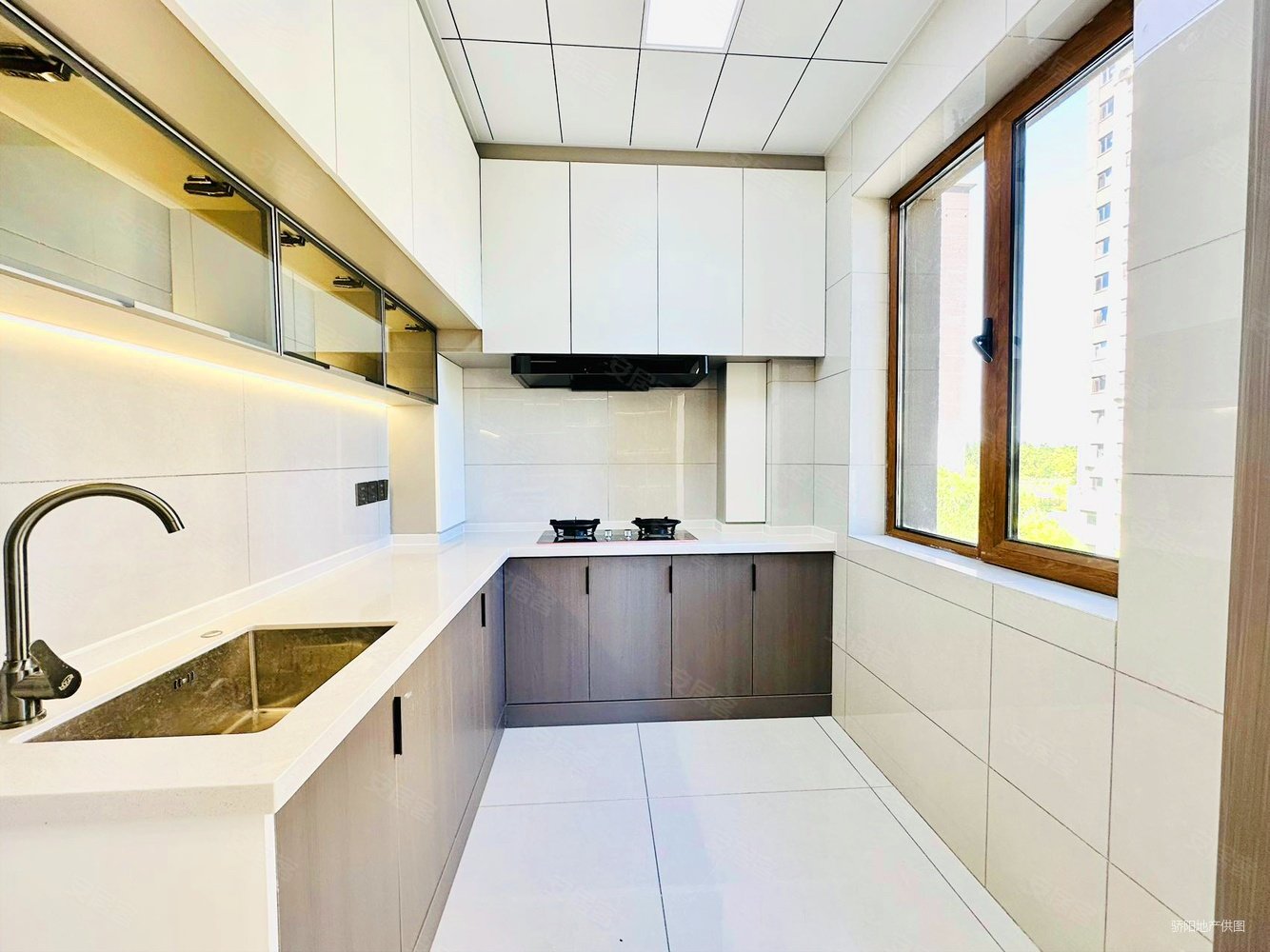 滨才凤栖湖128 3室2厅2卫88.8万南北通透拎包住采光好，滨才凤栖湖二手房，88.8万，3室2厅，2卫，128平米哈尔滨安居客