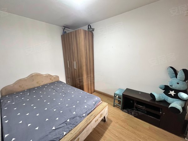 济南槐荫西客站大金新苑包物业费!