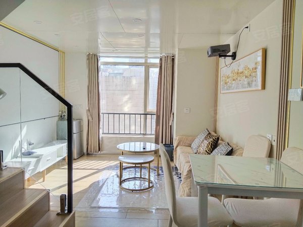 昆明五华泛亚科技新区新城吾悦广场卡卡公寓两房出租,1700出租房源