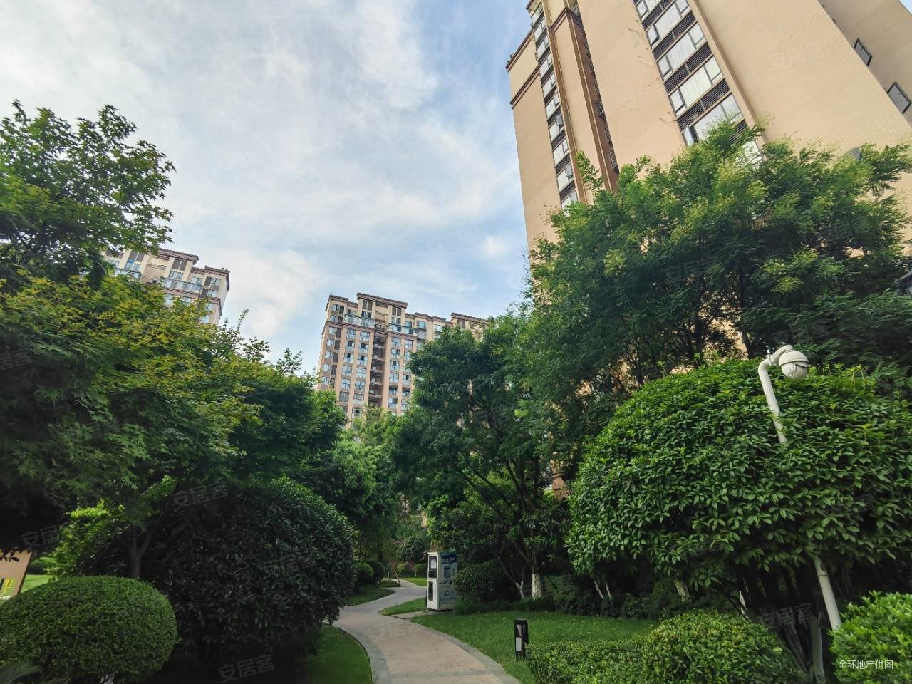 成都房产网>成都二手房>武侯二手房>外双楠二手房>金辉枫尚>