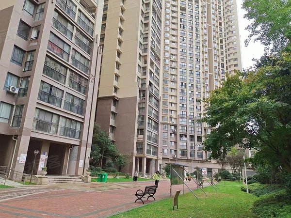 贵阳云岩大营坡中建华府(ef区)中建华府(ef区) 3室2厅1卫 电梯房 90平