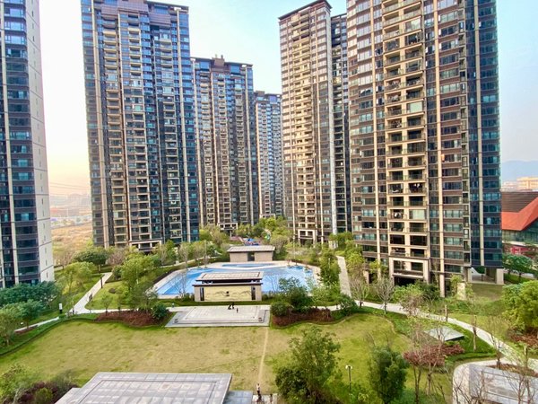 广州增城新塘招商臻园新塘招商臻园 精装三房 配置齐全 环境好 万达