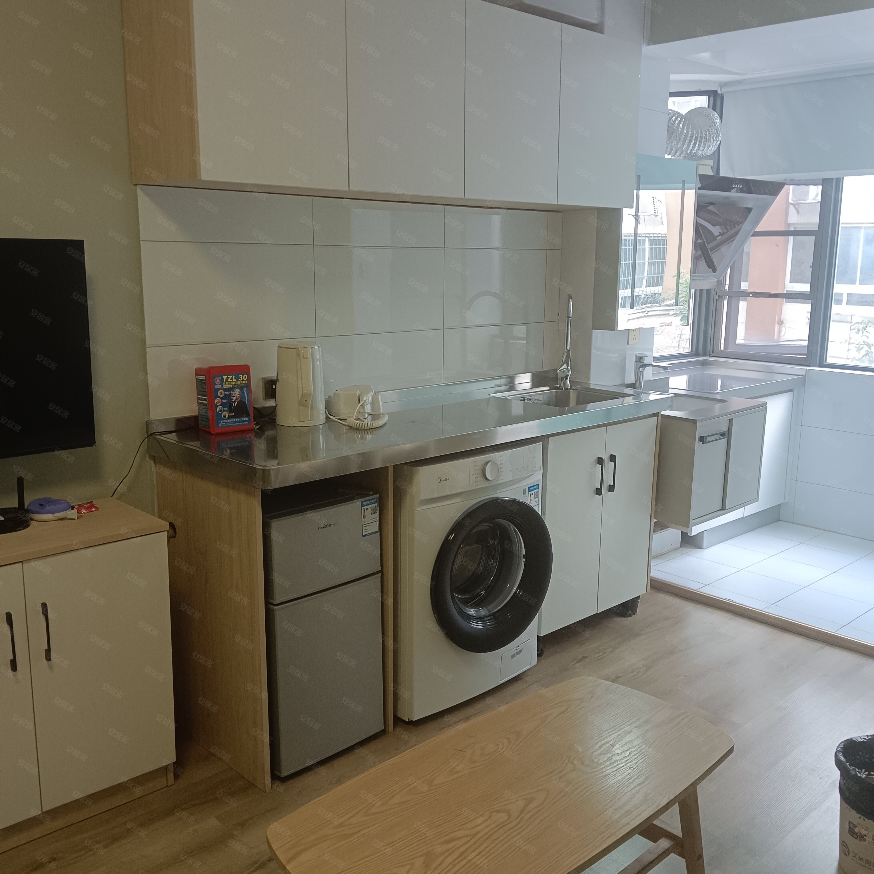 包宽带物业环城南路昆明水车站大悦城云纺南屏街一室一厅押一付一