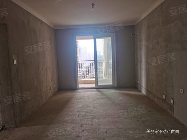 中建大观天下南区3室2厅2卫124.38㎡南108万