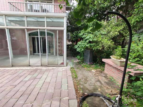 南京南站旁双龙别墅独栋别墅带300多平大花园有钥匙