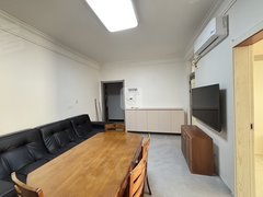 巴中巴州回风回风容邦万达两房 停车50月 钥匙在手 拎包入住 空调3台出租房源真实图片
