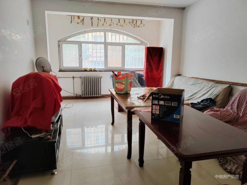 (真实保证)宏润花园 114平 套三 双卫 送储 底楼层