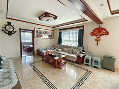 肥城新城新城街道康城丽都西区精装修电梯洋房初次出租家具家电齐全干净明亮出租房源真实图片