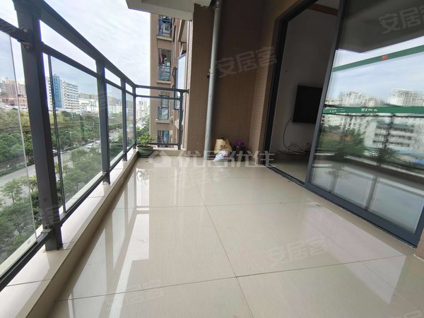 【多图】隆源华府,白沙大道租房,整租 电梯房 押二付二 97平 精装