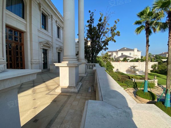 杭州萧山闻堰湘湖壹号豪宅别墅 豪华定制装修 湘湖壹号6室3厅7卫 前后